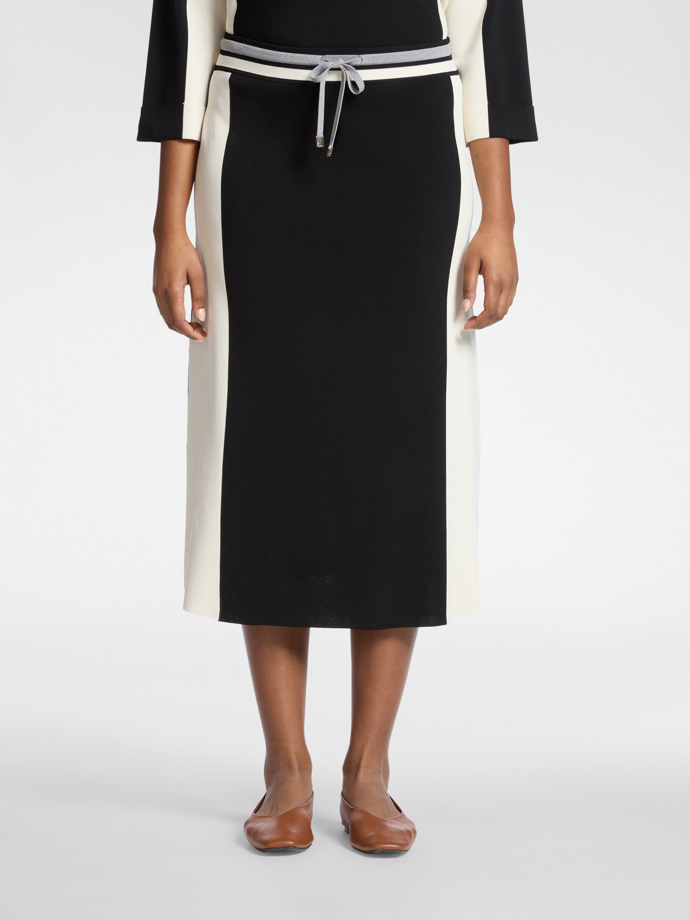 Schlauchrock im Color-Block-Design aus Viskose image number 2