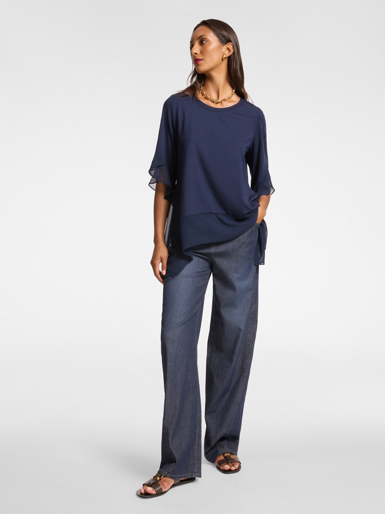 T-shirt avec bords en georgette image number 2