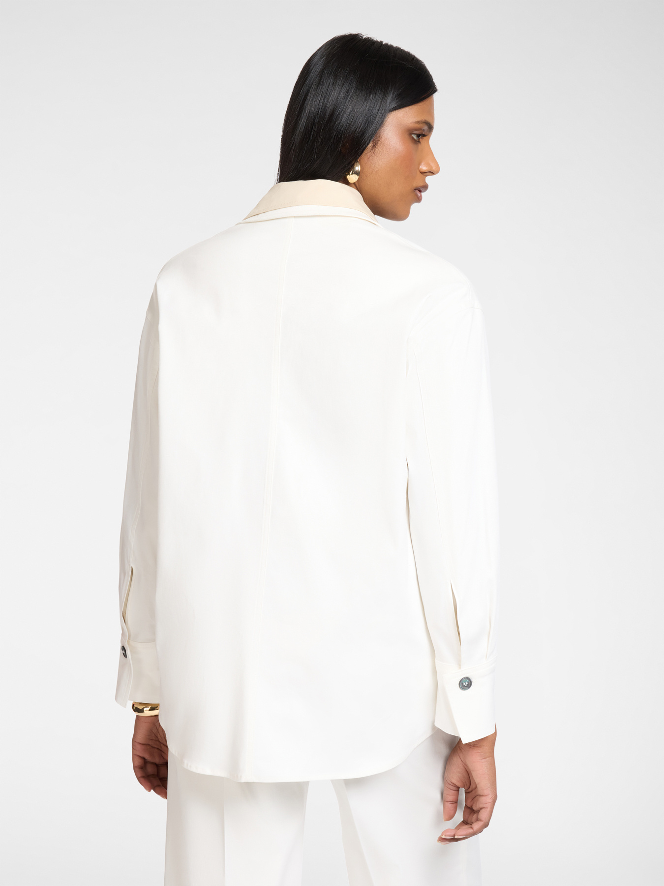 Chemise en gabardine avec poches image number 1