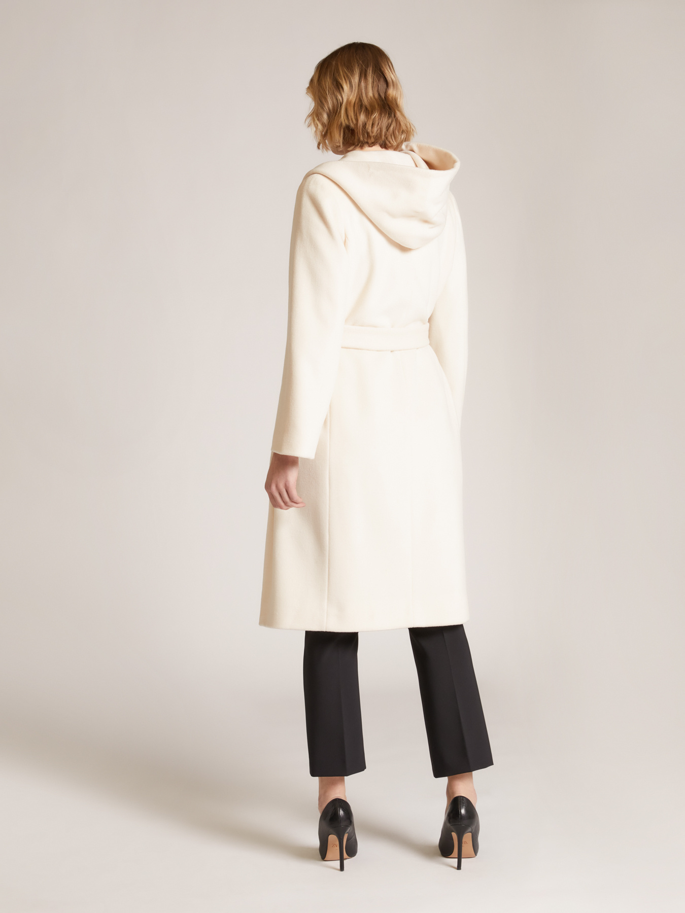 Worsted coat with belt image number 2