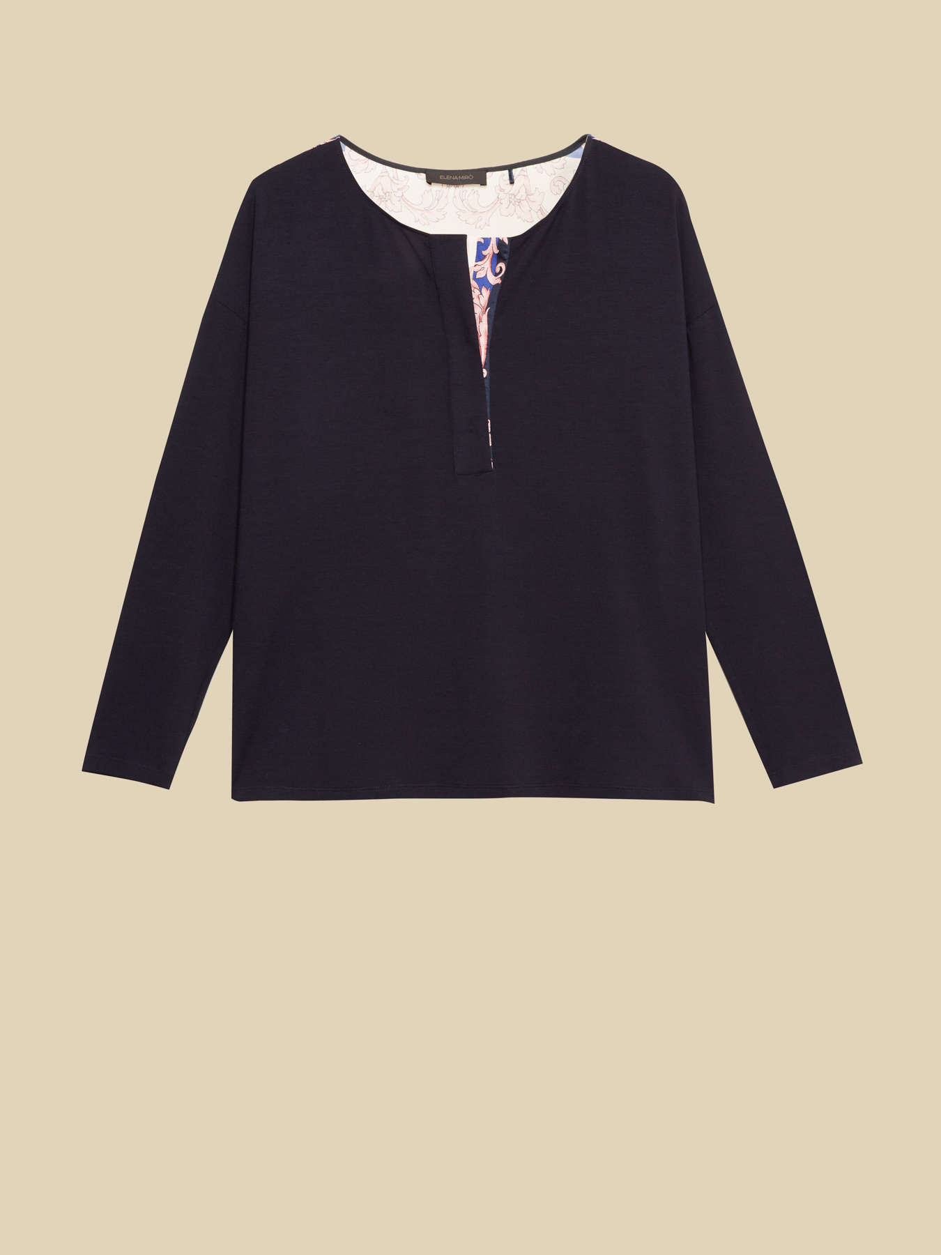 T-shirt with foulard print image number 4