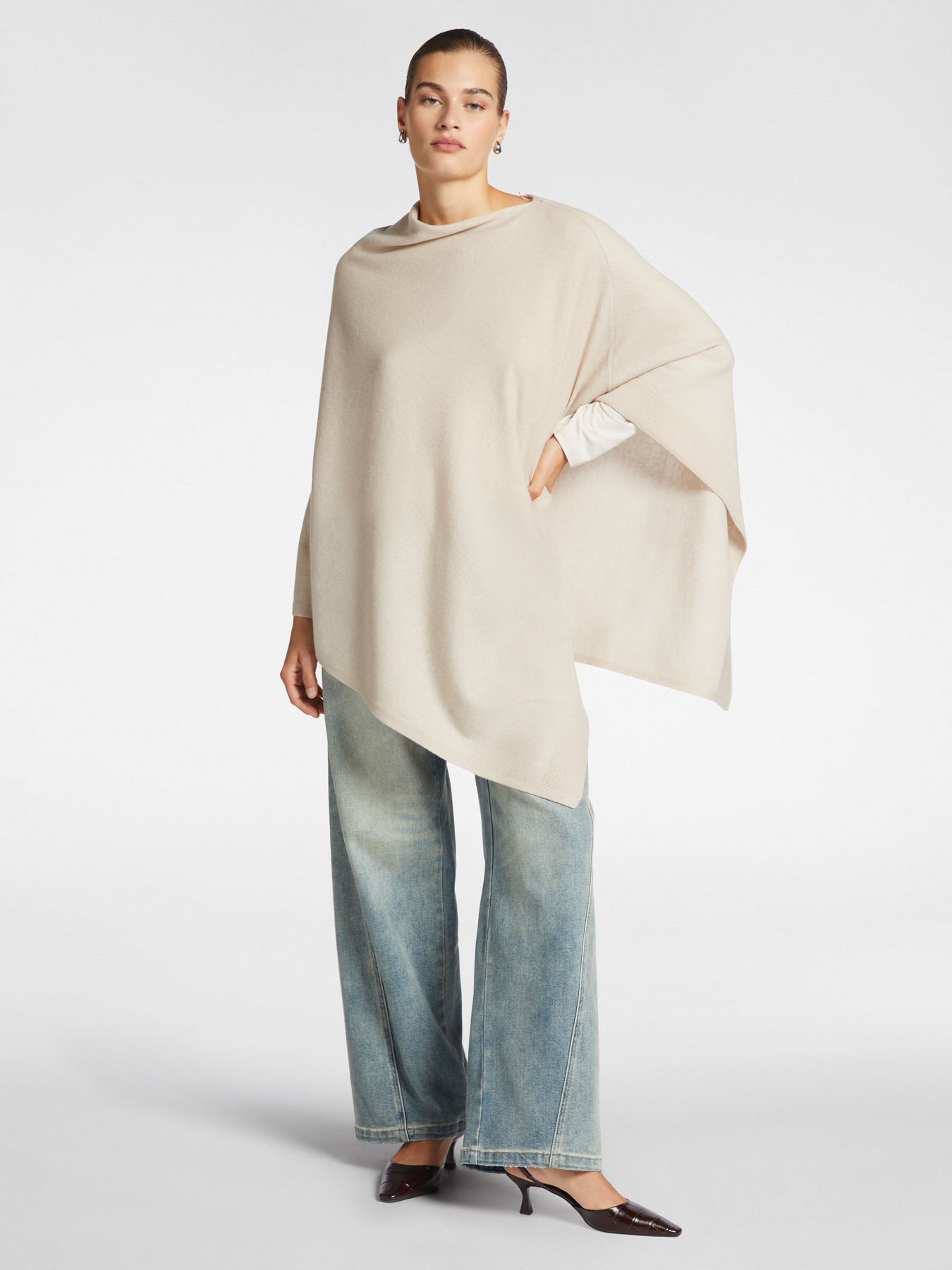 Manta de l&atilde; image number 2