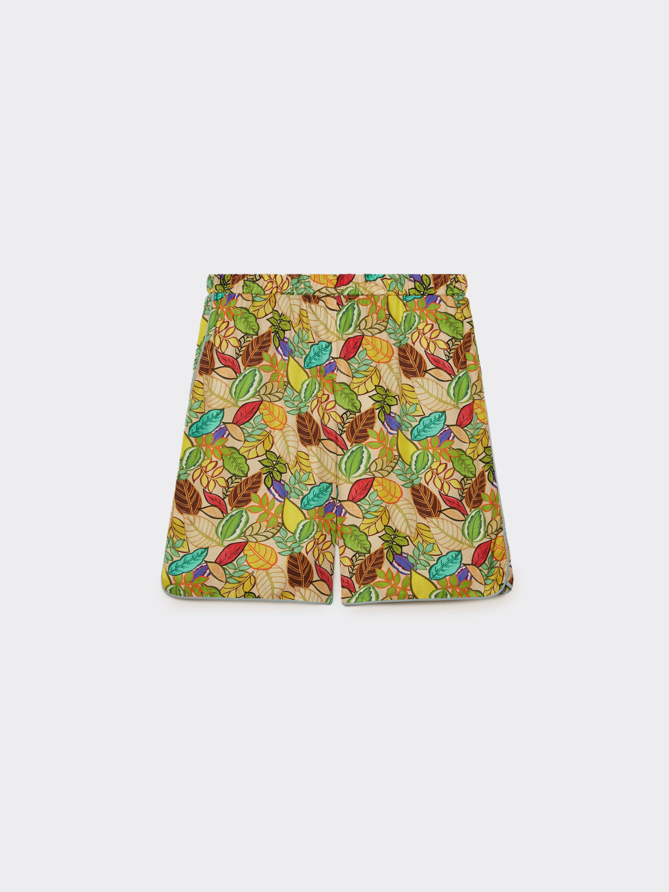 Short trousers with foliage print image number 4