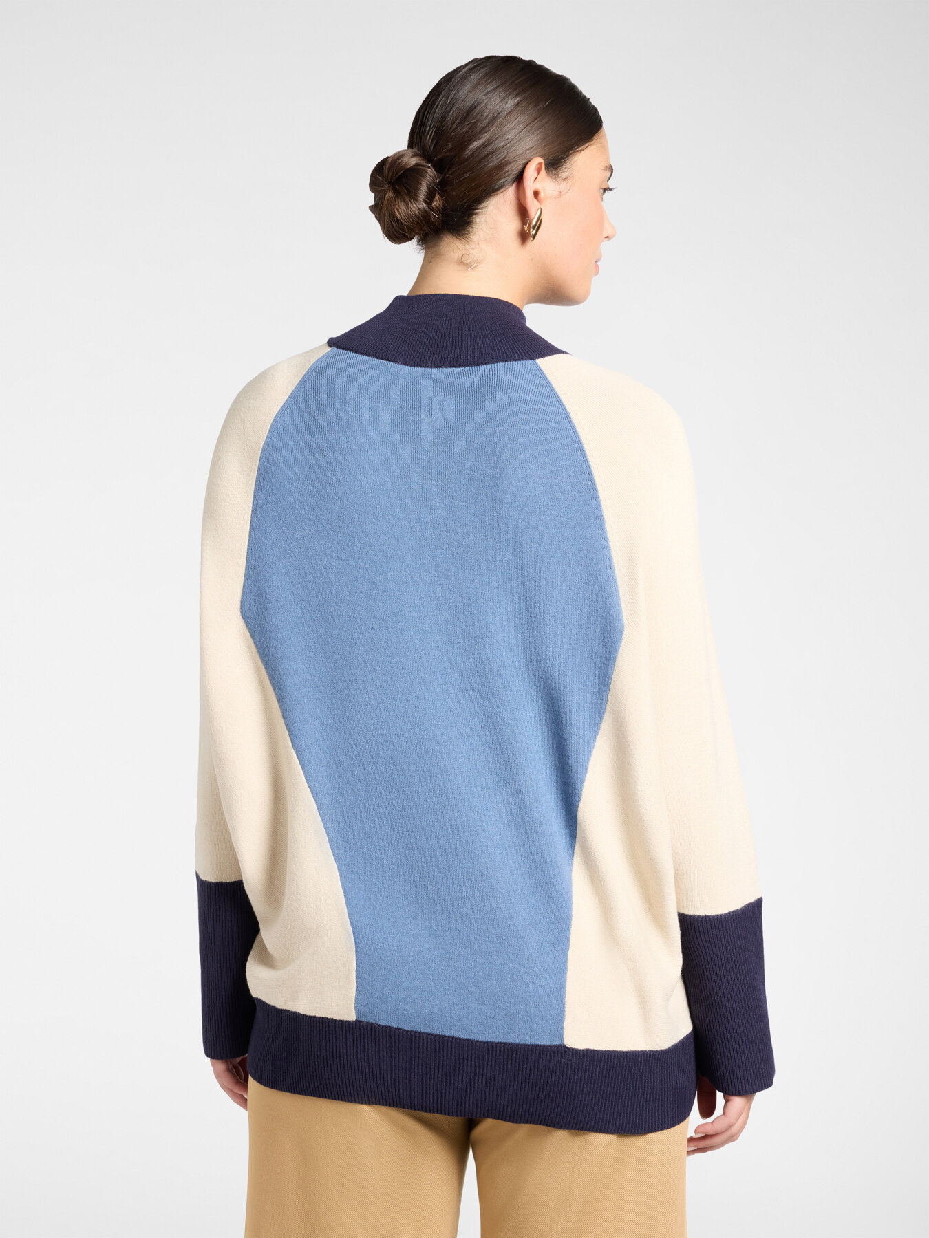 Colorblock-Rollkragenpullover mit Raglan&auml;rmeln image number 1