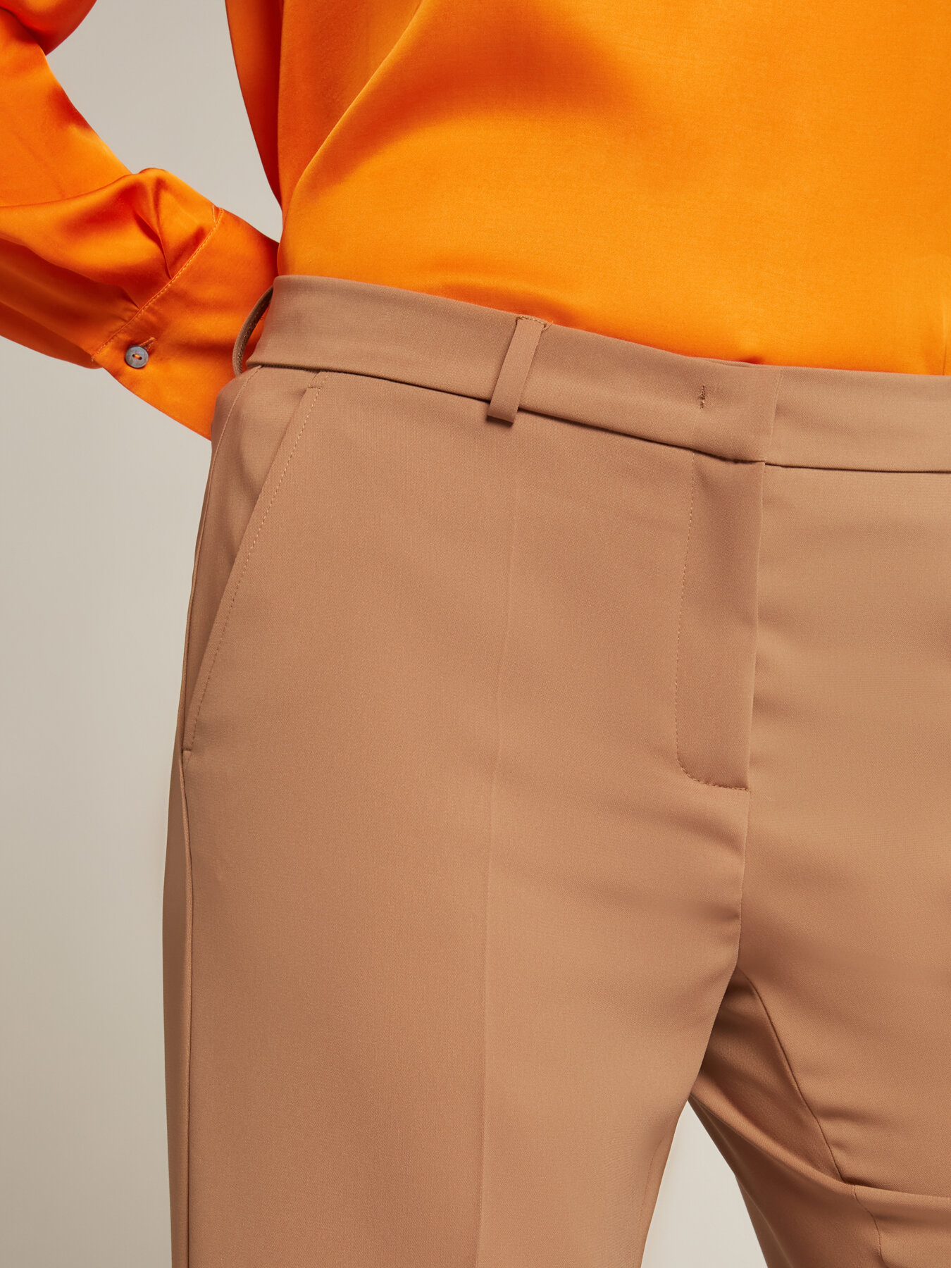 Pantaloni in cady fluido stretch image number 4