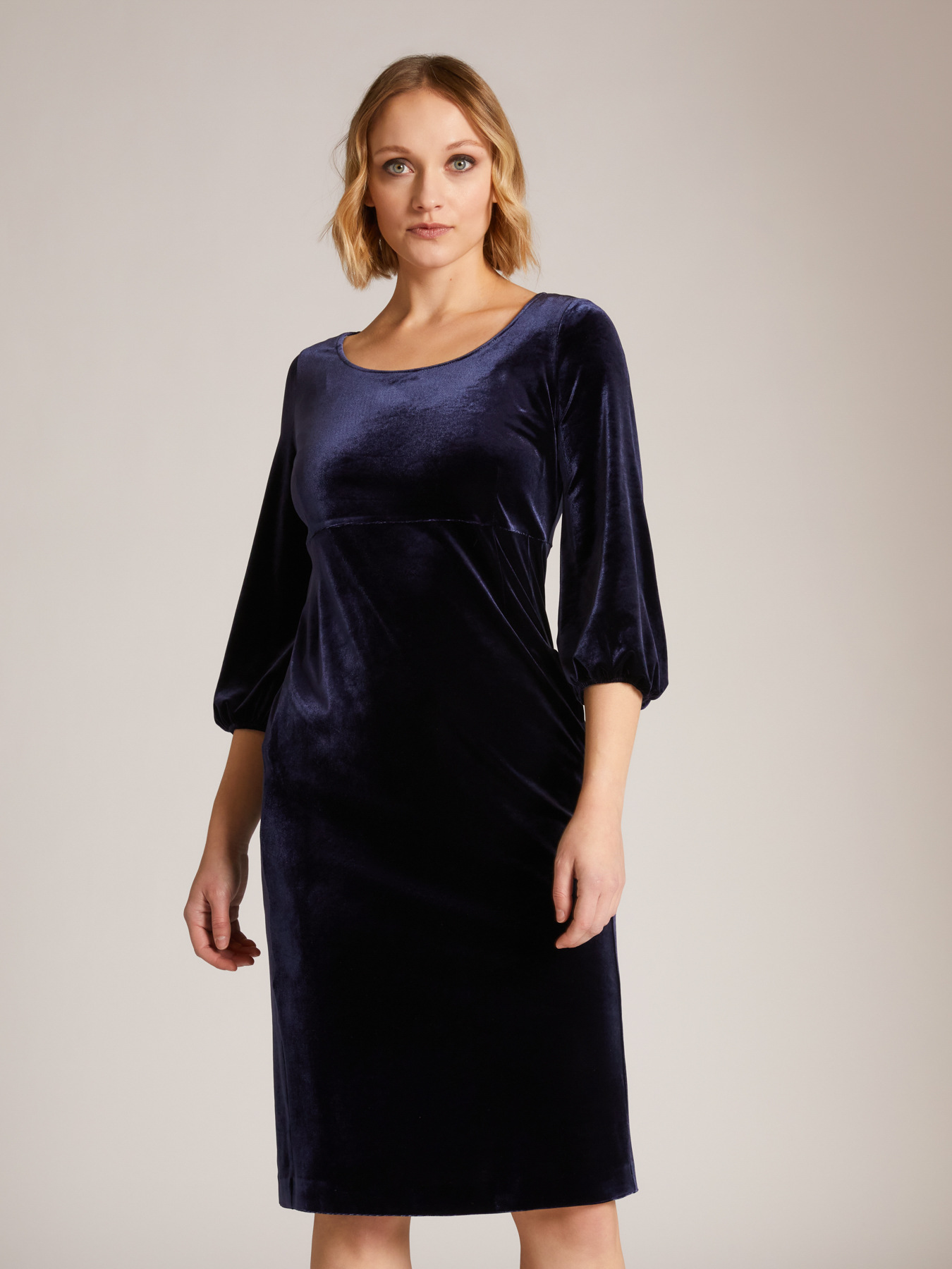 Velvet dress image number 2