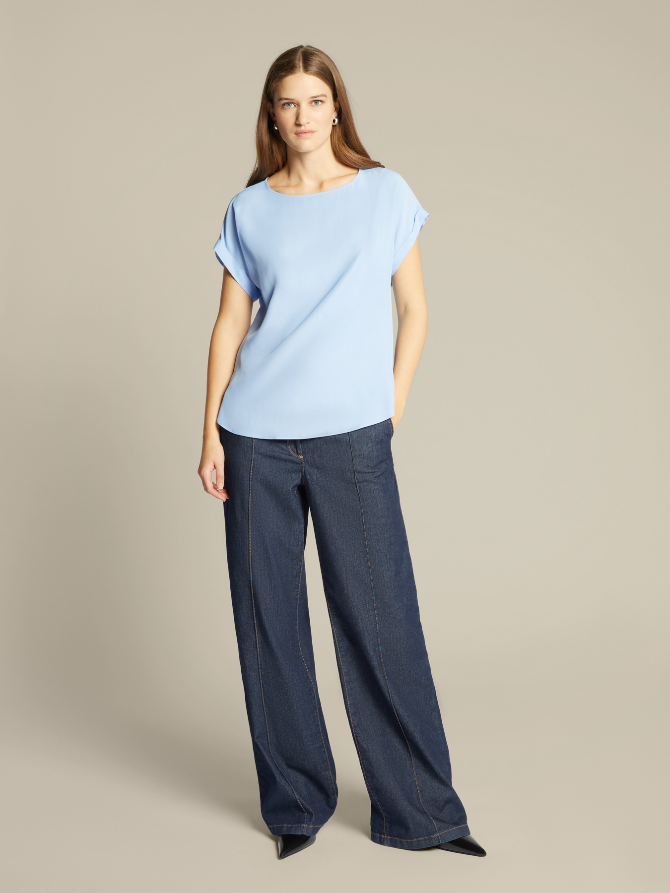 Einfarbige Bluse image number 2