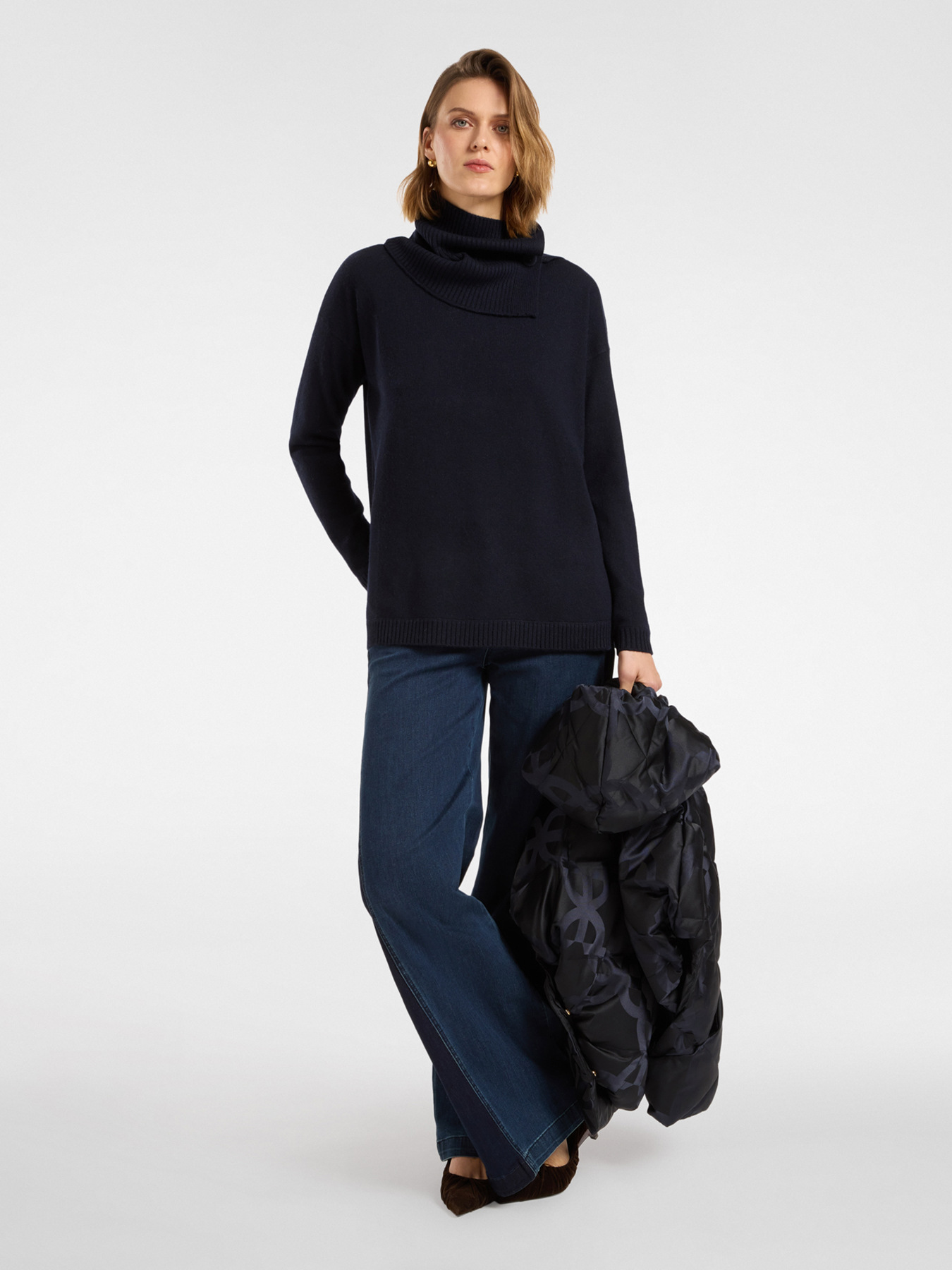 Pullover mit abnehmbarem Kragen image number 2