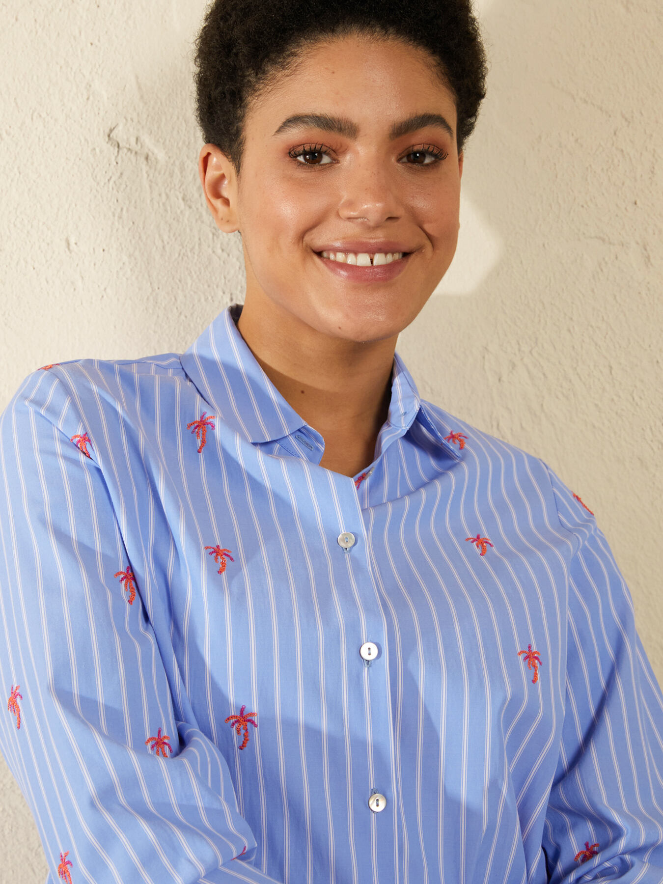 Embroidered striped shirt image number 3
