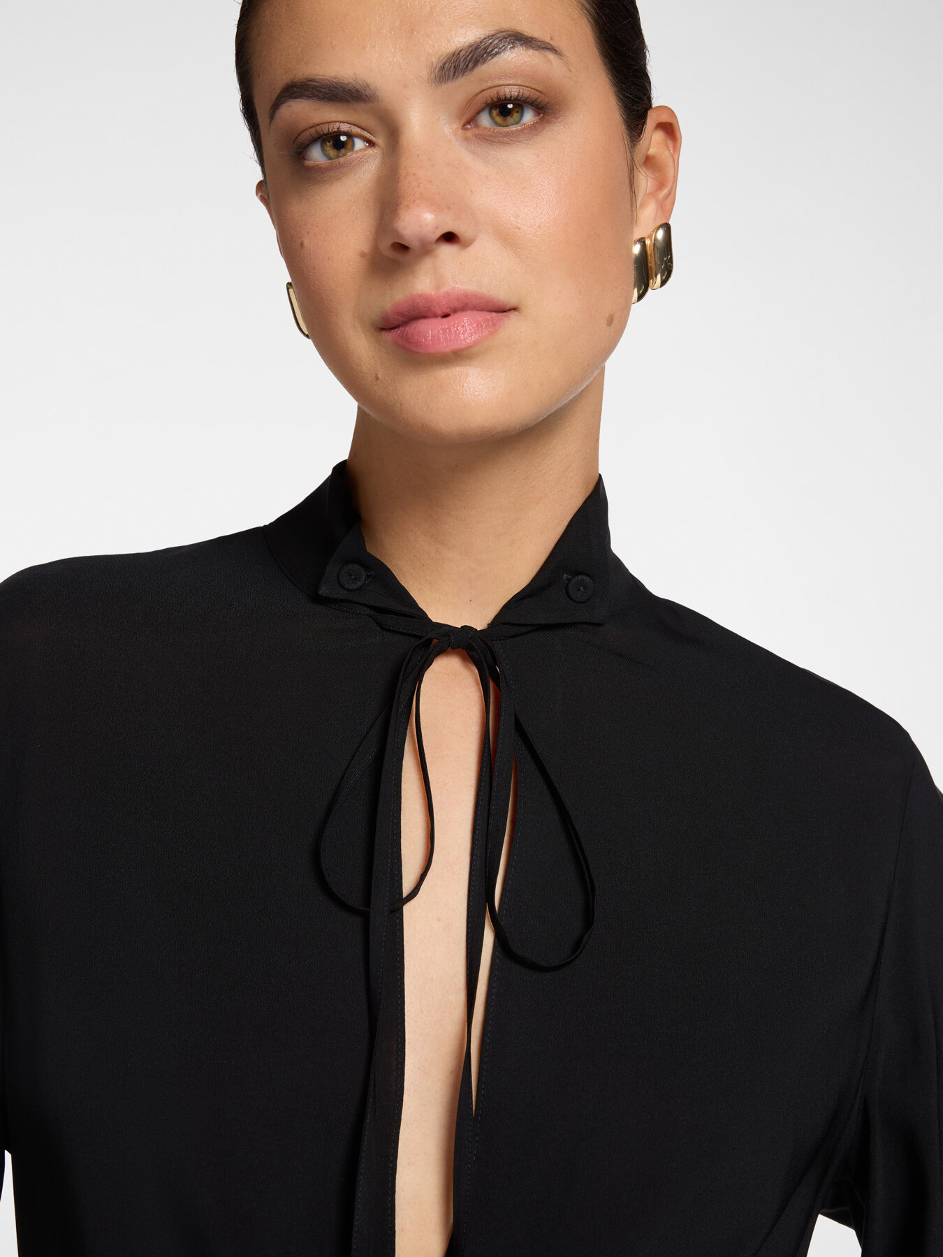 Blouse en cr&ecirc;pe de Chine image number 3