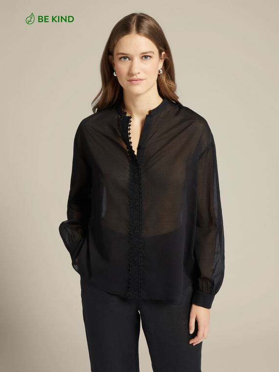 Organic cotton shirt with lace trims