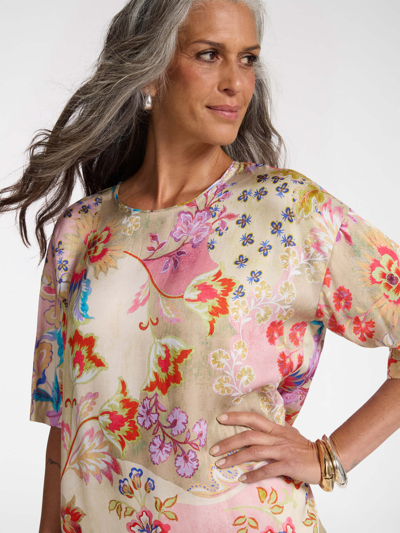 Blusa stampata in twill di viscosa image number 3