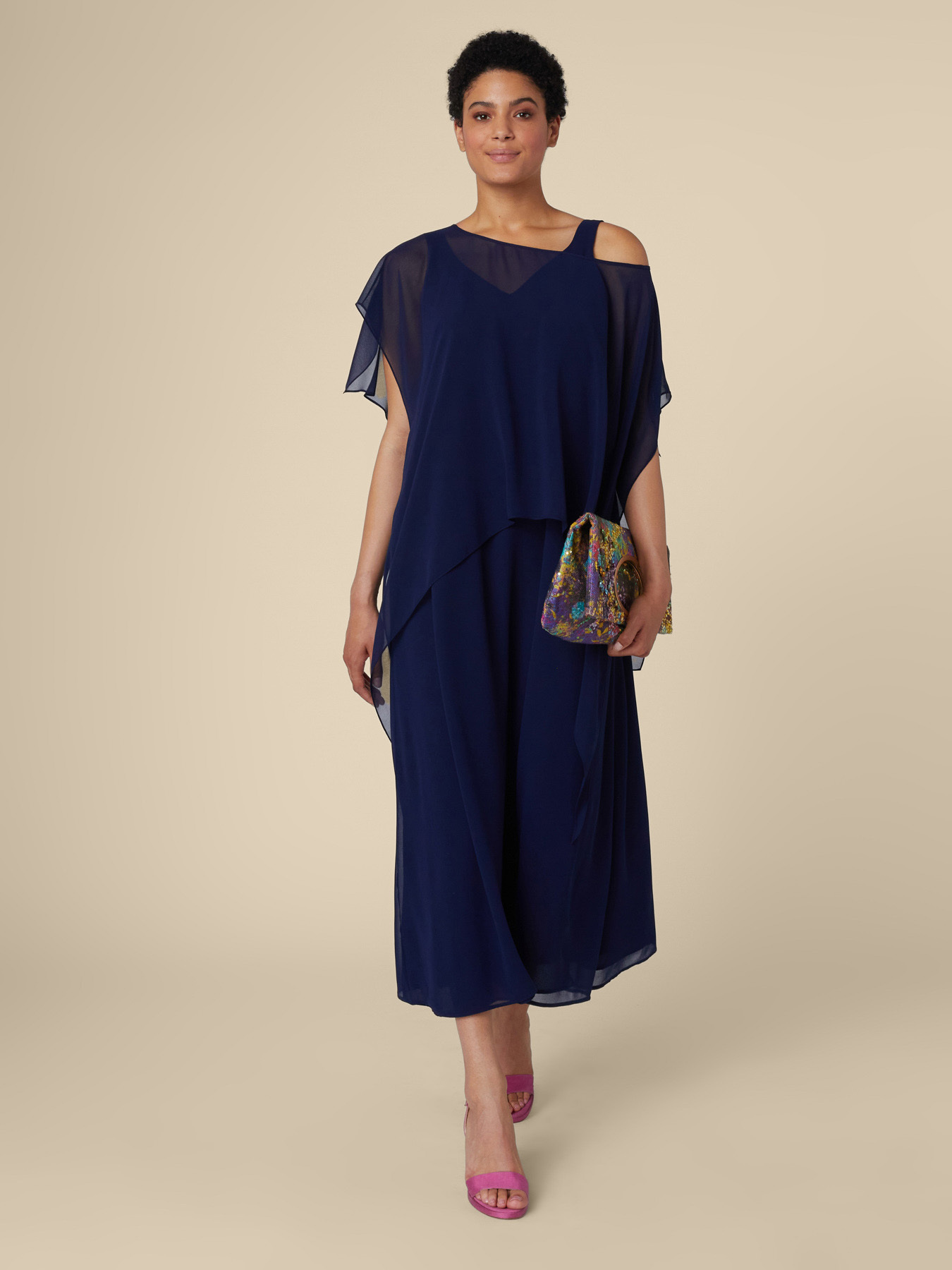 Completo elegante con abito e coprispalle image number 0