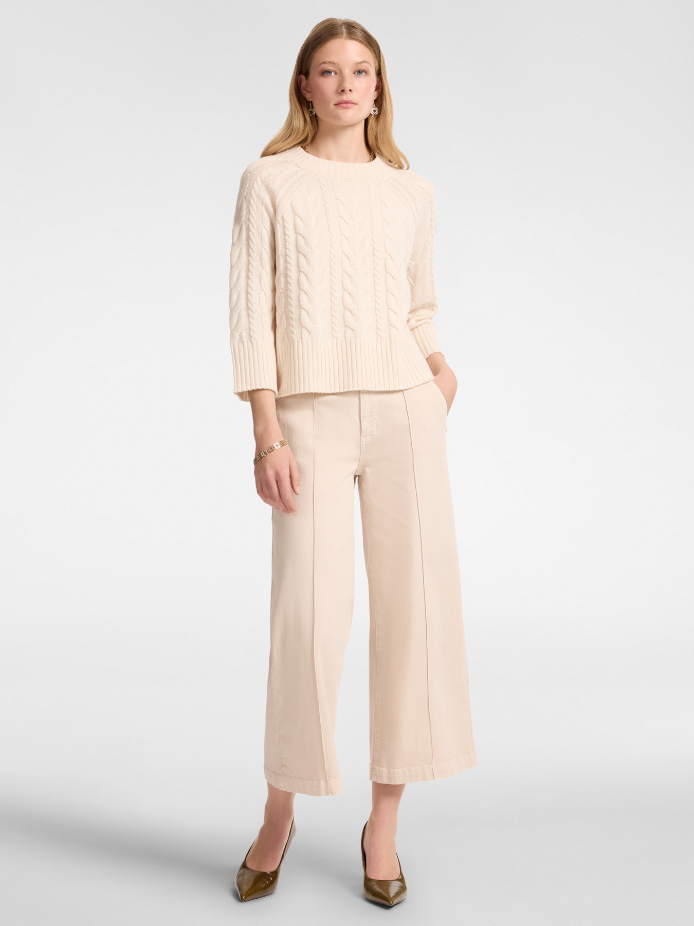 Pull en maille torsadée pure laine image number 2