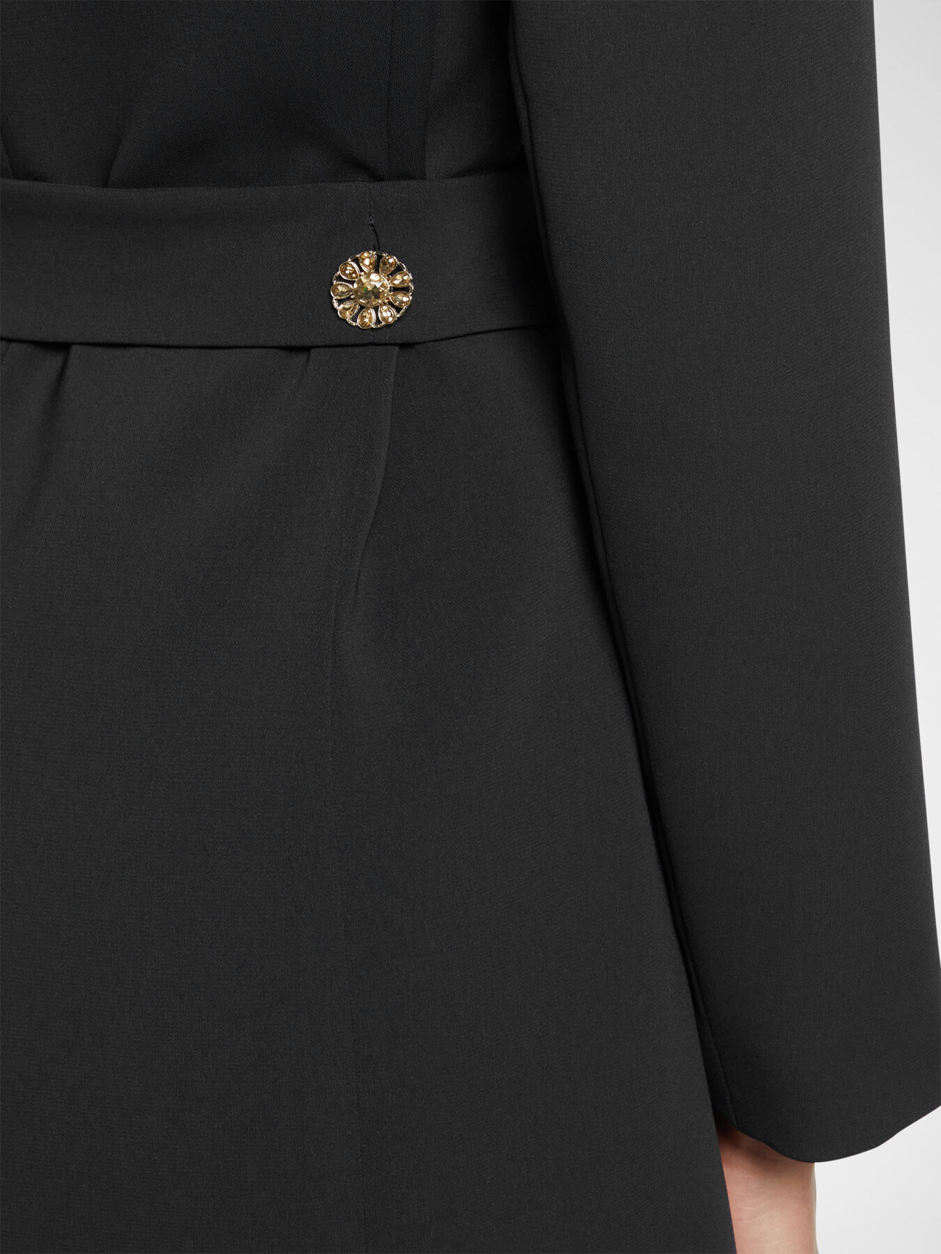 Long jacket with sash image number 4