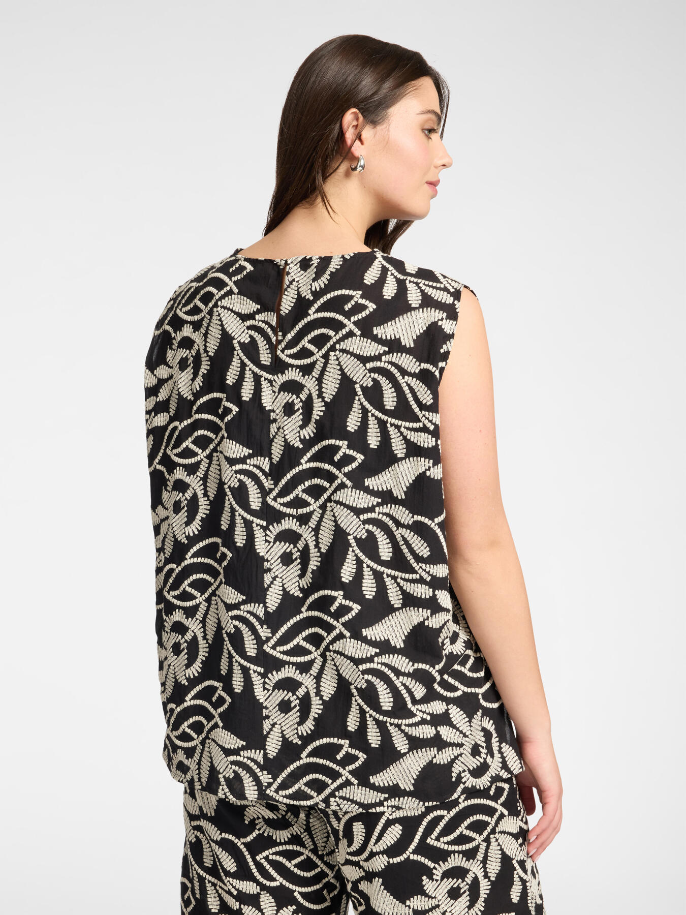 Besticktes Top image number 1