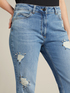 Hand embroidered jeans in BCI certified cotton image number 3