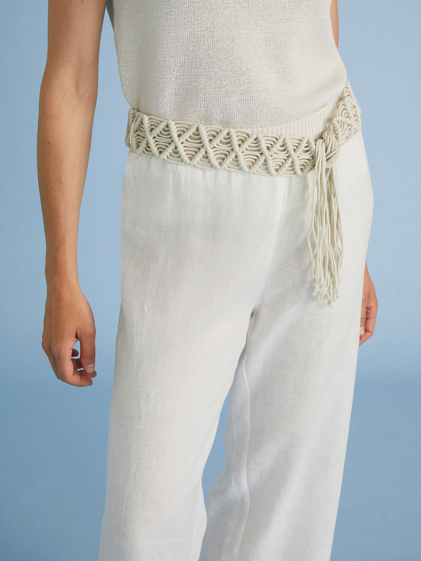 Cropped linen trousers with cord belt image number 2