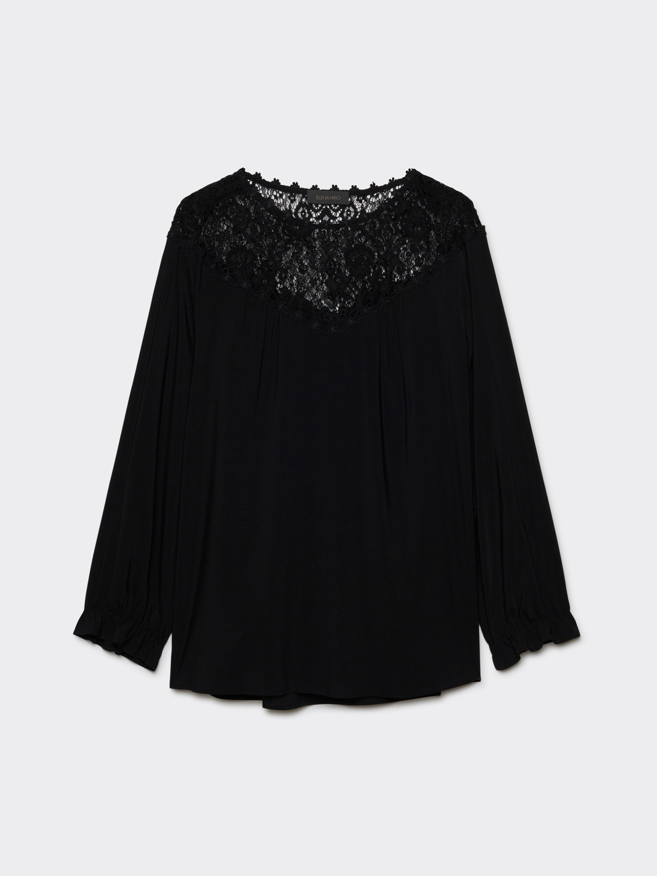 Elegant blouse with lace image number 4