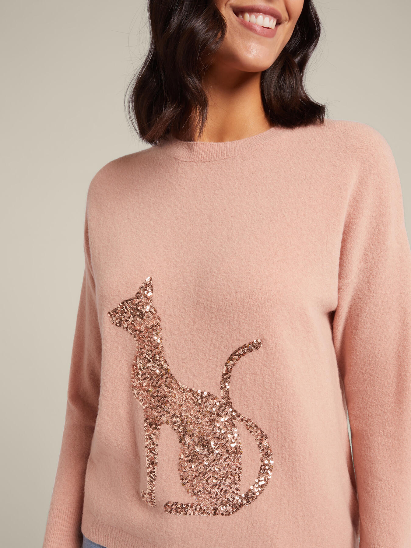 Sweater with embroidery image number 3