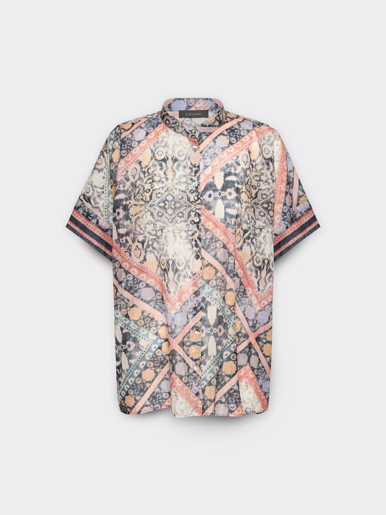 Blusa con estampado &eacute;tnico image number 4