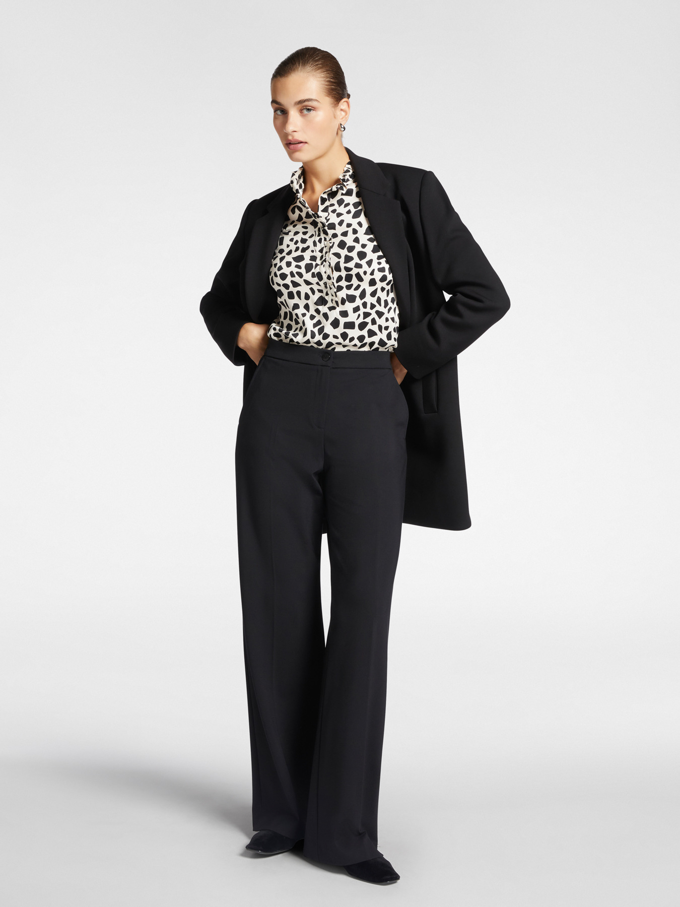 Pantalon homme point de Milan image number 0