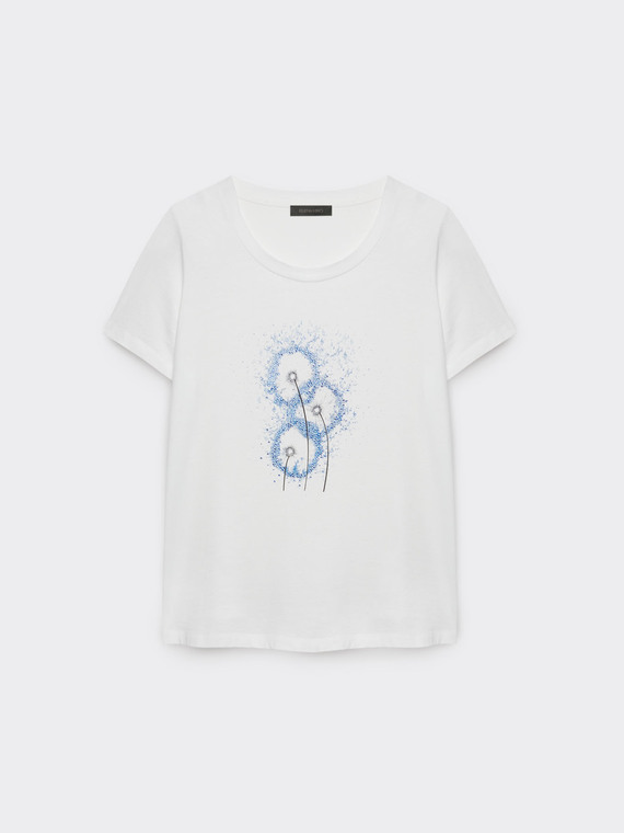 T-shirt with flowers in rhinestones