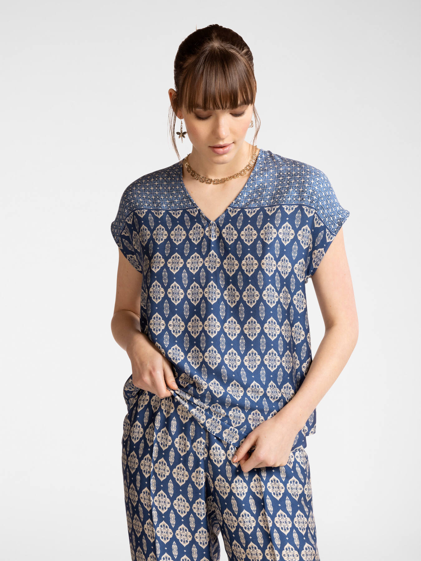 Bluse mit Ethno-Druck image number 0