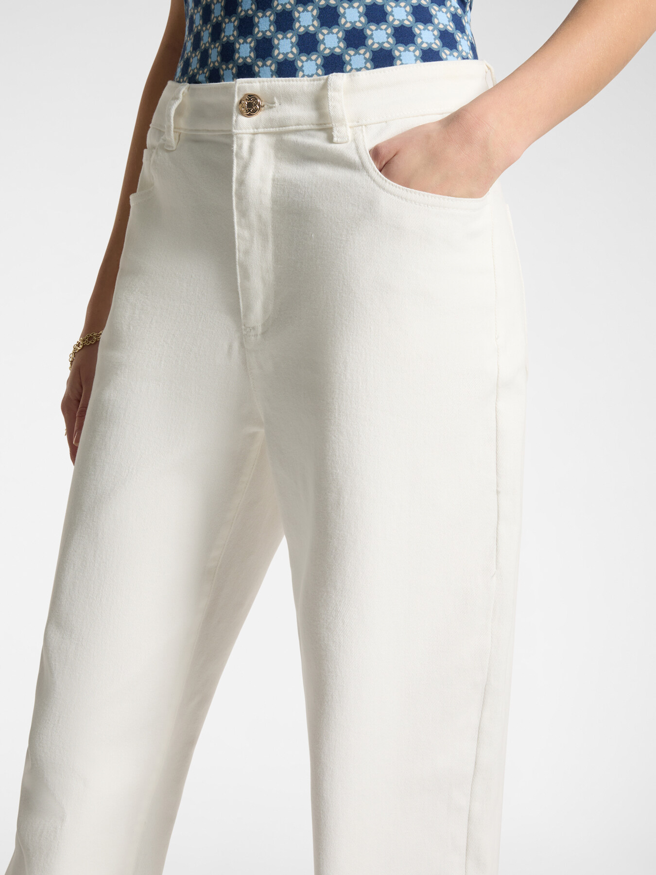 Mid wide leg image number 3