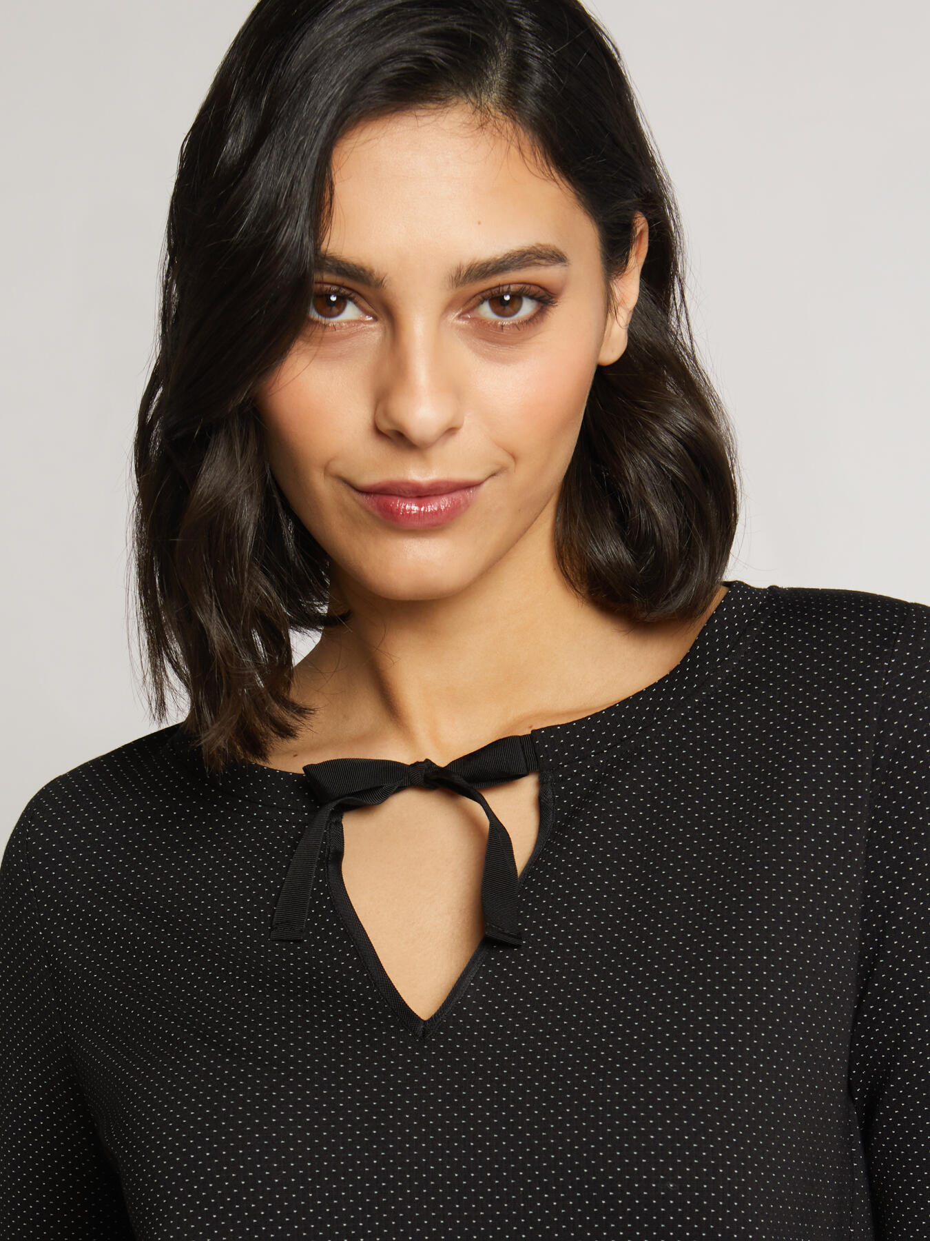 Kurzes, gerade geschnittenes Kleid image number 3