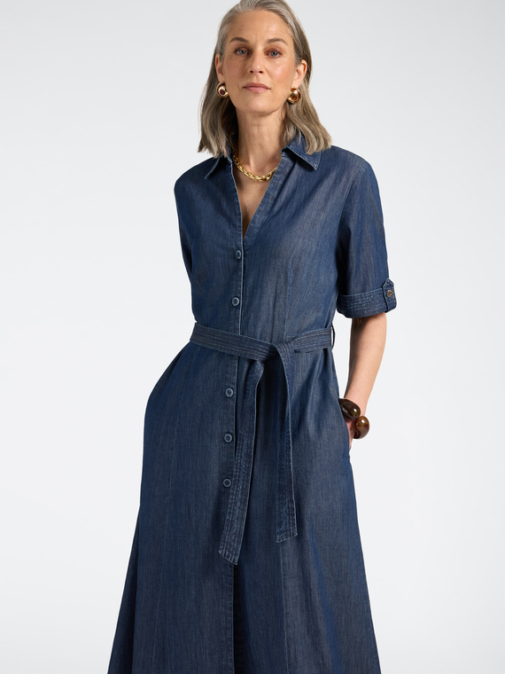 Langes Hemdblusenkleid mit G&uuml;rtel