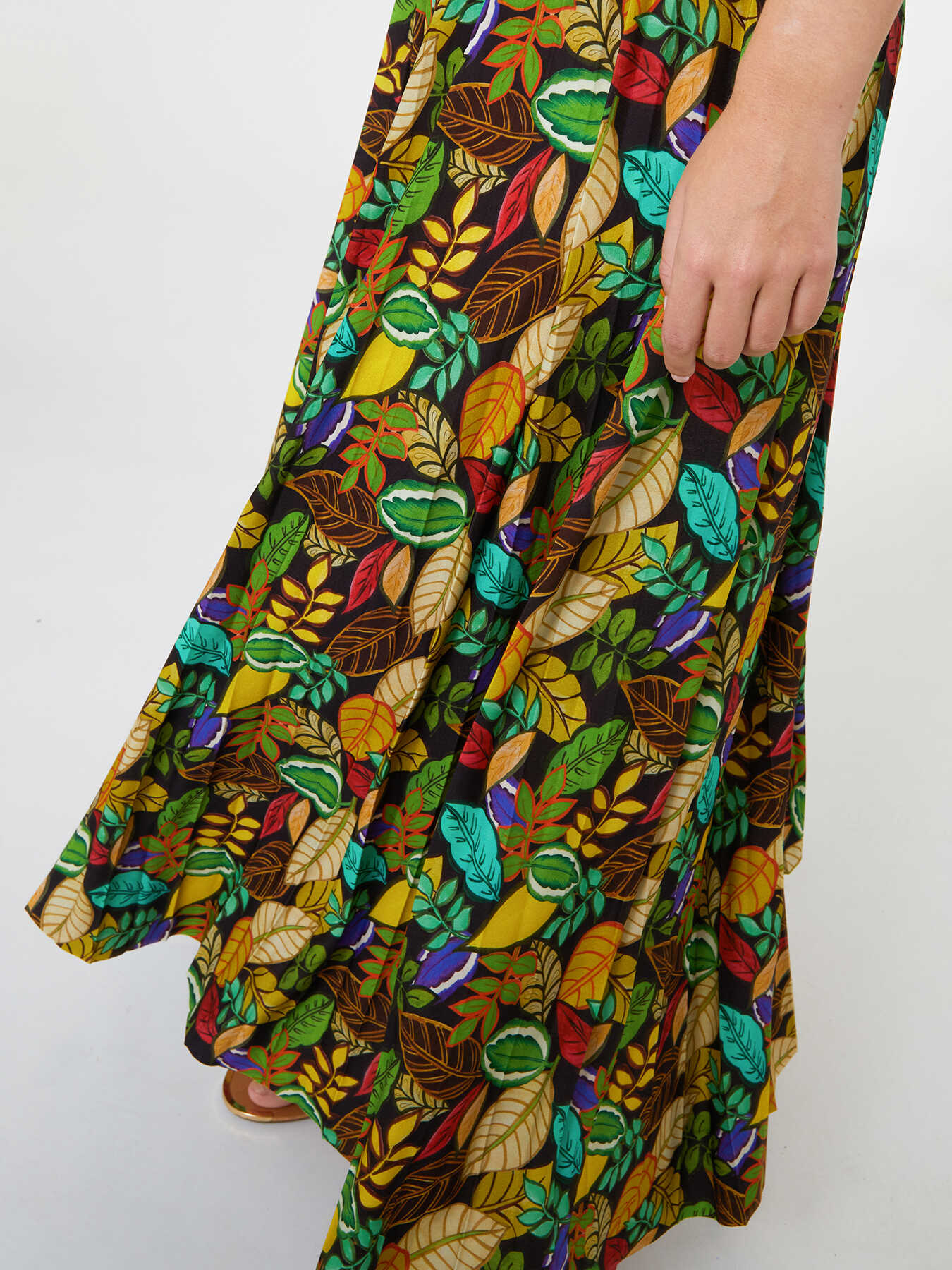 Printed jersey pleated skirt image number 4