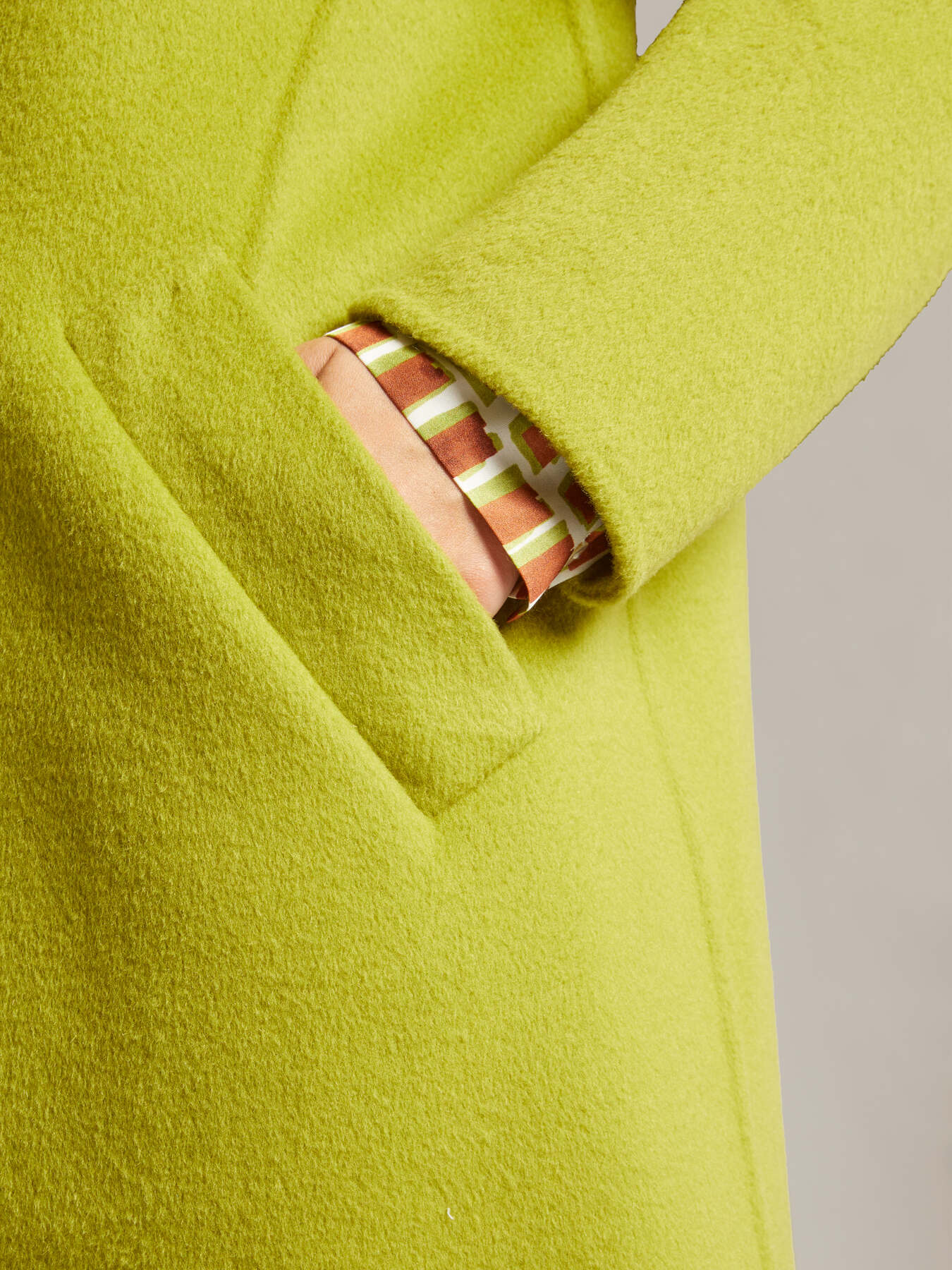 Double-Layer-Mantel, in Handarbeit vollendet image number 6