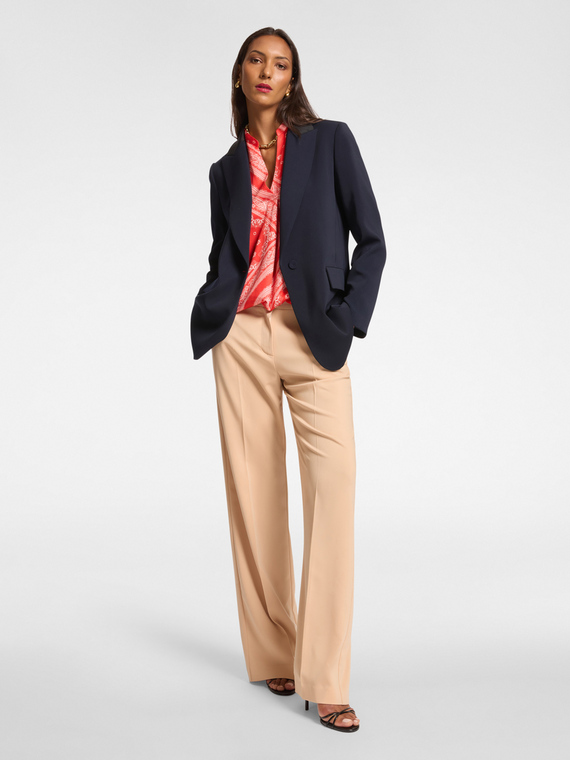 Pantalones de hombre en tejido fluido