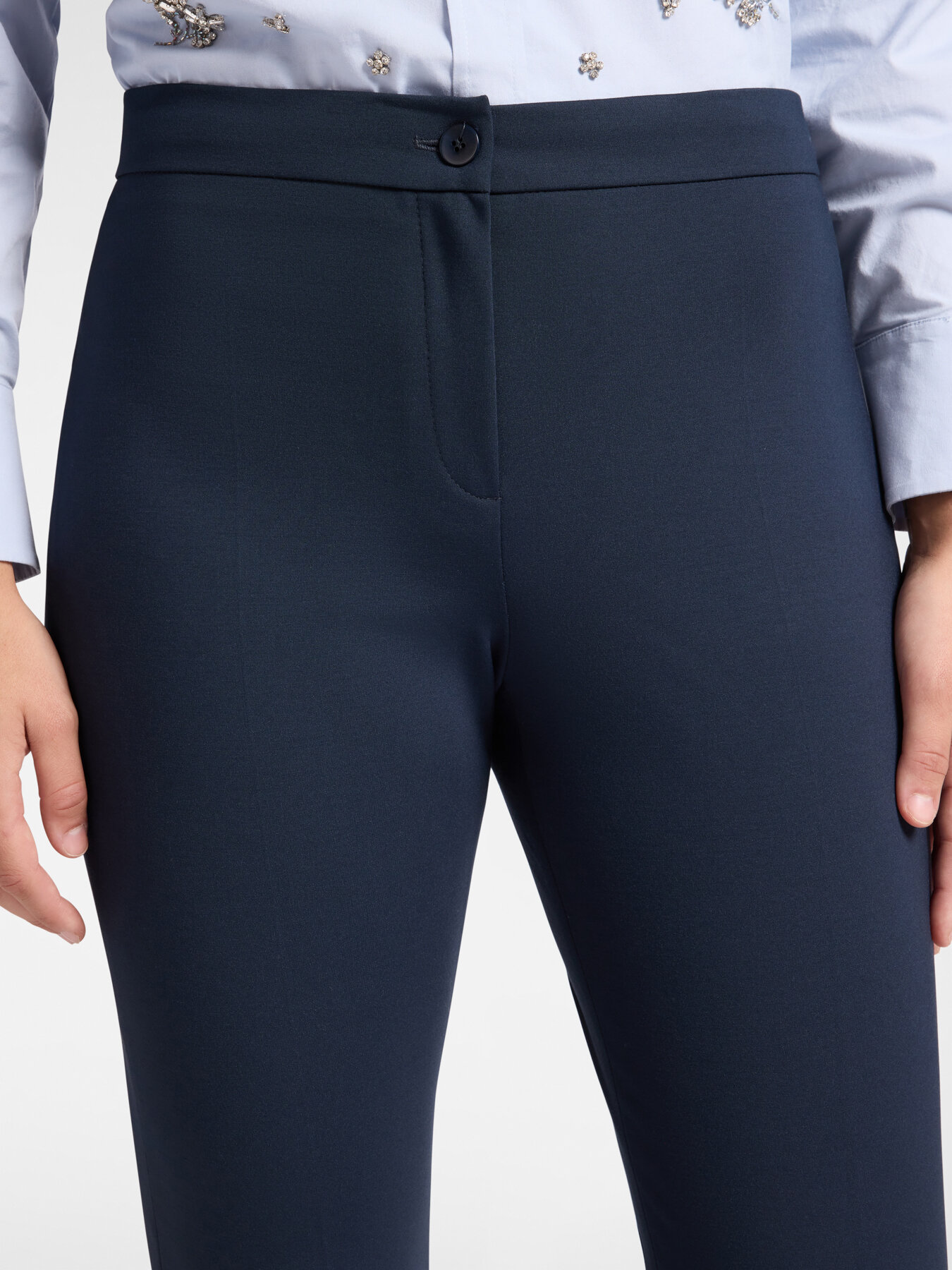 Cal&ccedil;as slim fit em ponto Milano image number 3