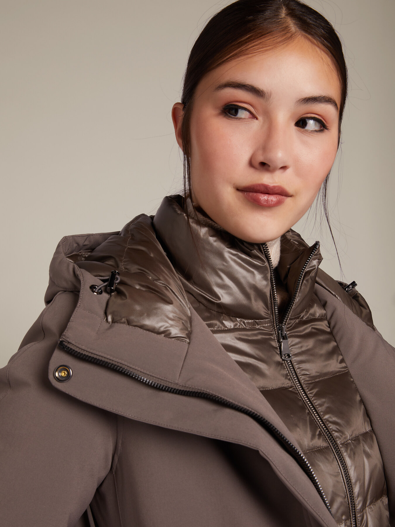 Parka de luxe en duvet v&eacute;ritable image number 5