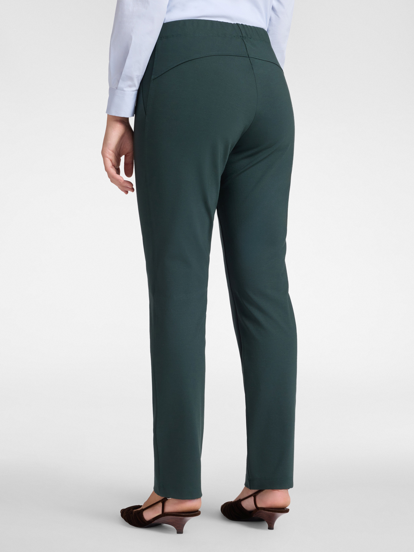 Pantalon slim en point milanais image number 1