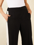 PANTALON CROPPED EN ENVERS SATIN image number 2