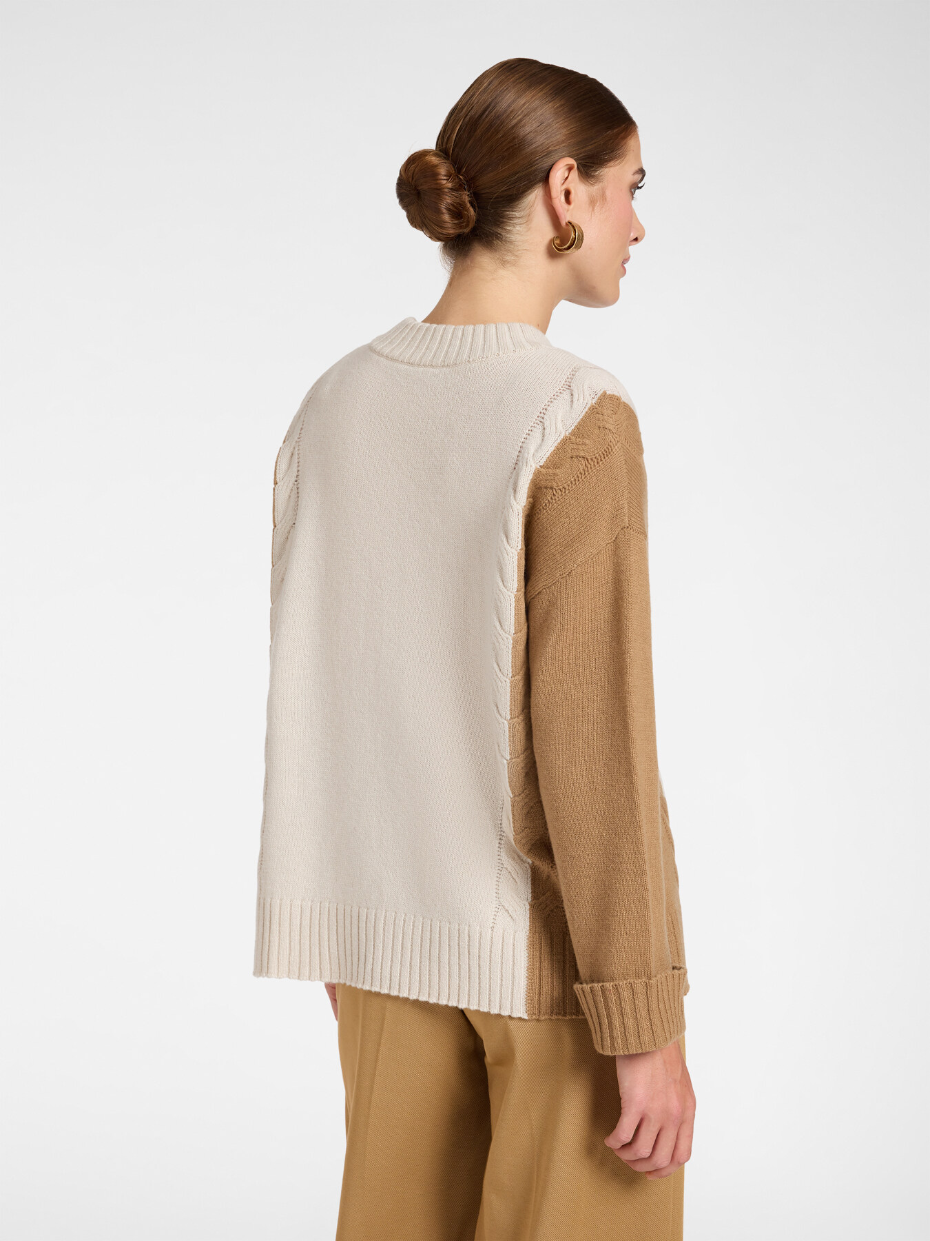 Pure wool sweater with cable knit image number 1