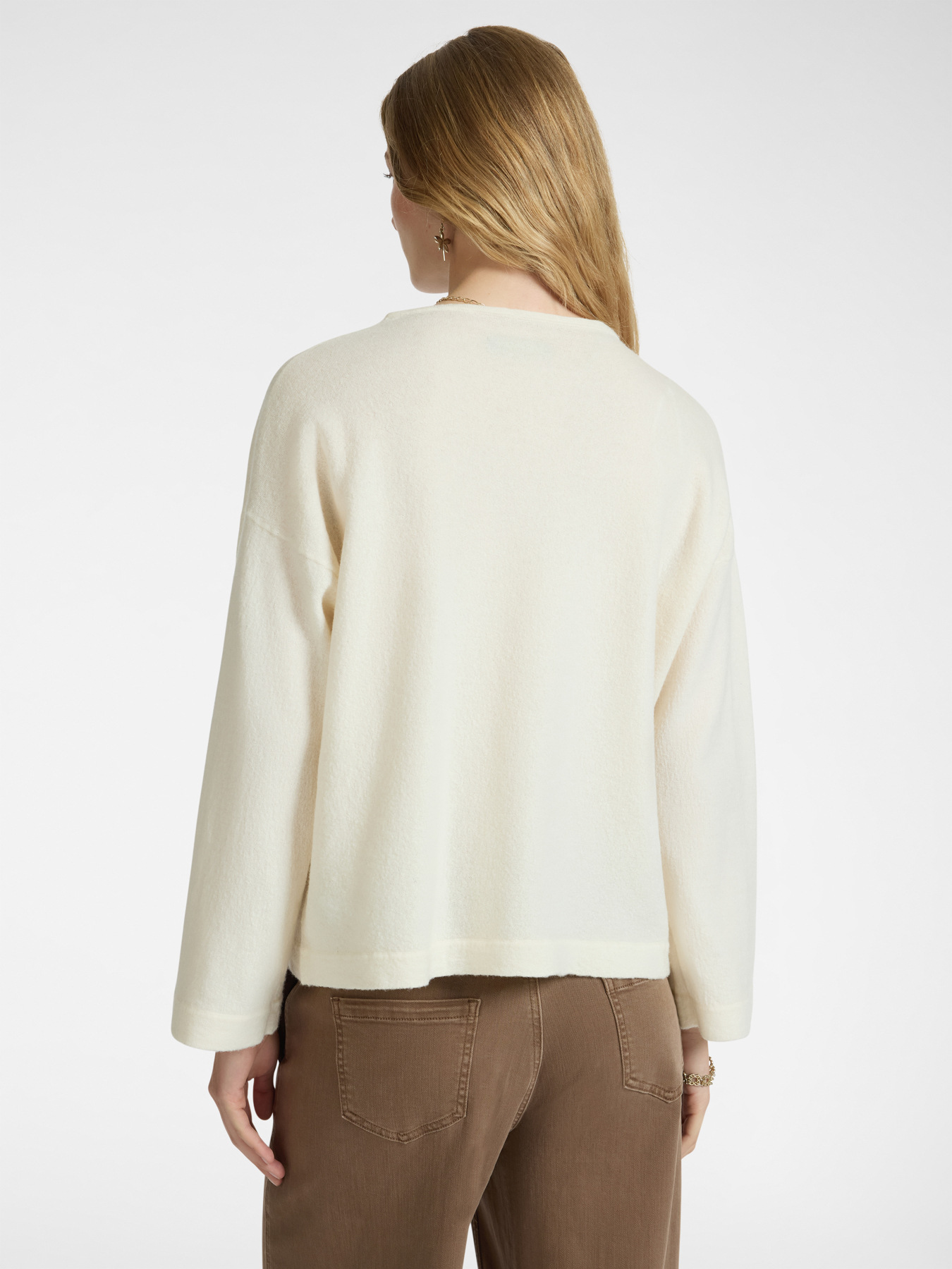 Su&eacute;ter de pura lana image number 1