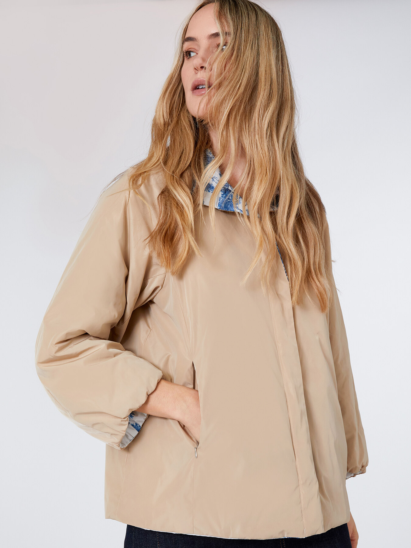 Doudoune poids plume r&eacute;versible imprim&eacute;e image number 4