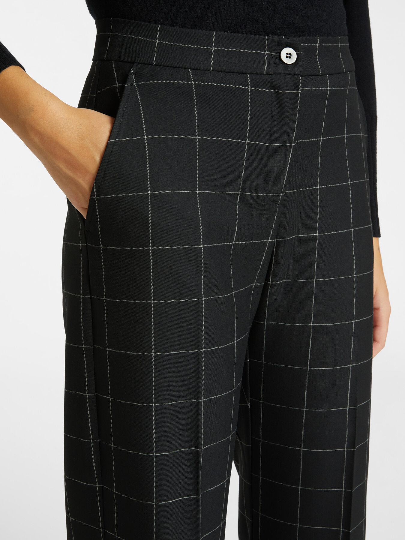 Pantalones de hombre estampados image number 3