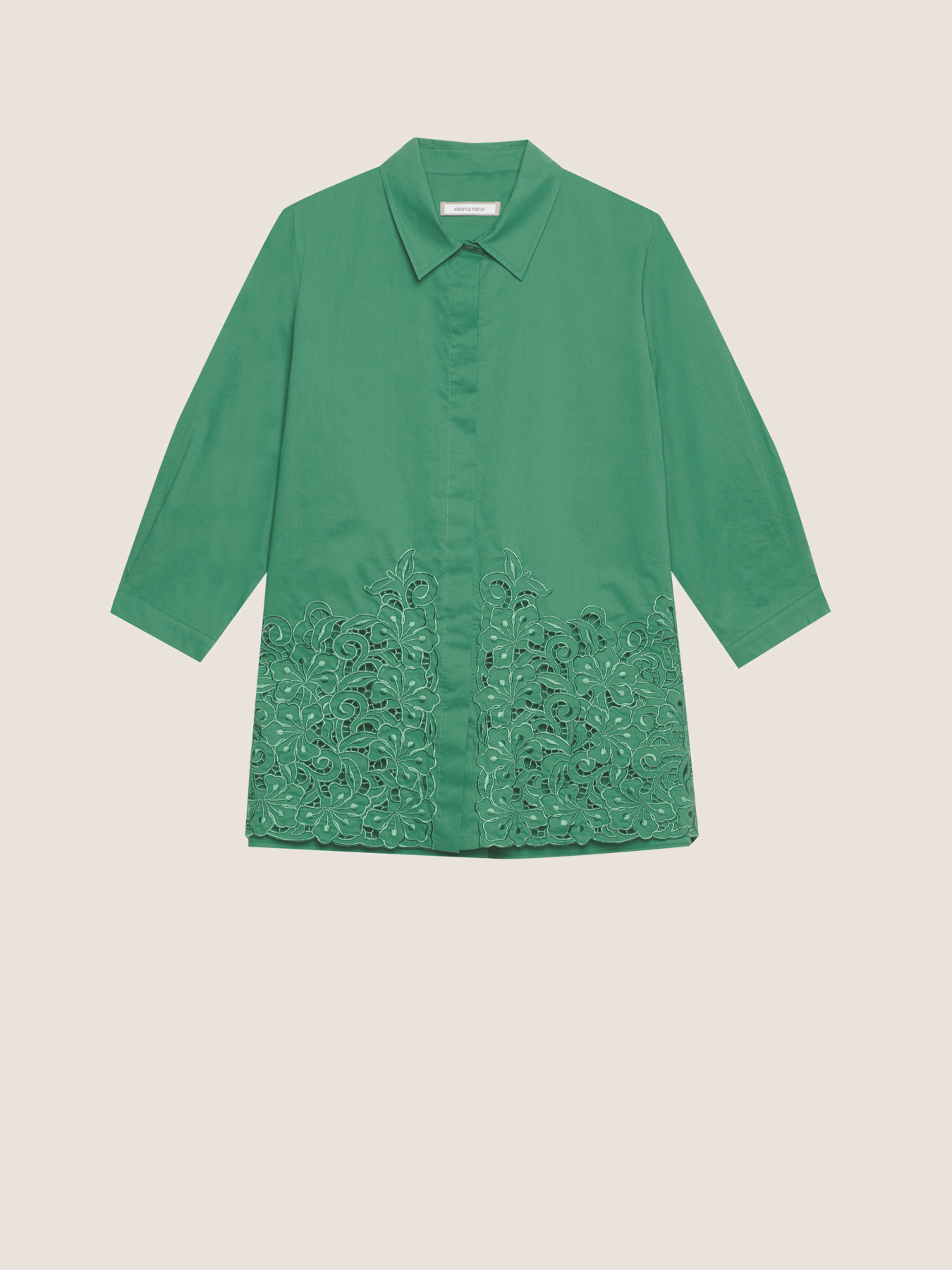 Camisa con bordado calado image number 3