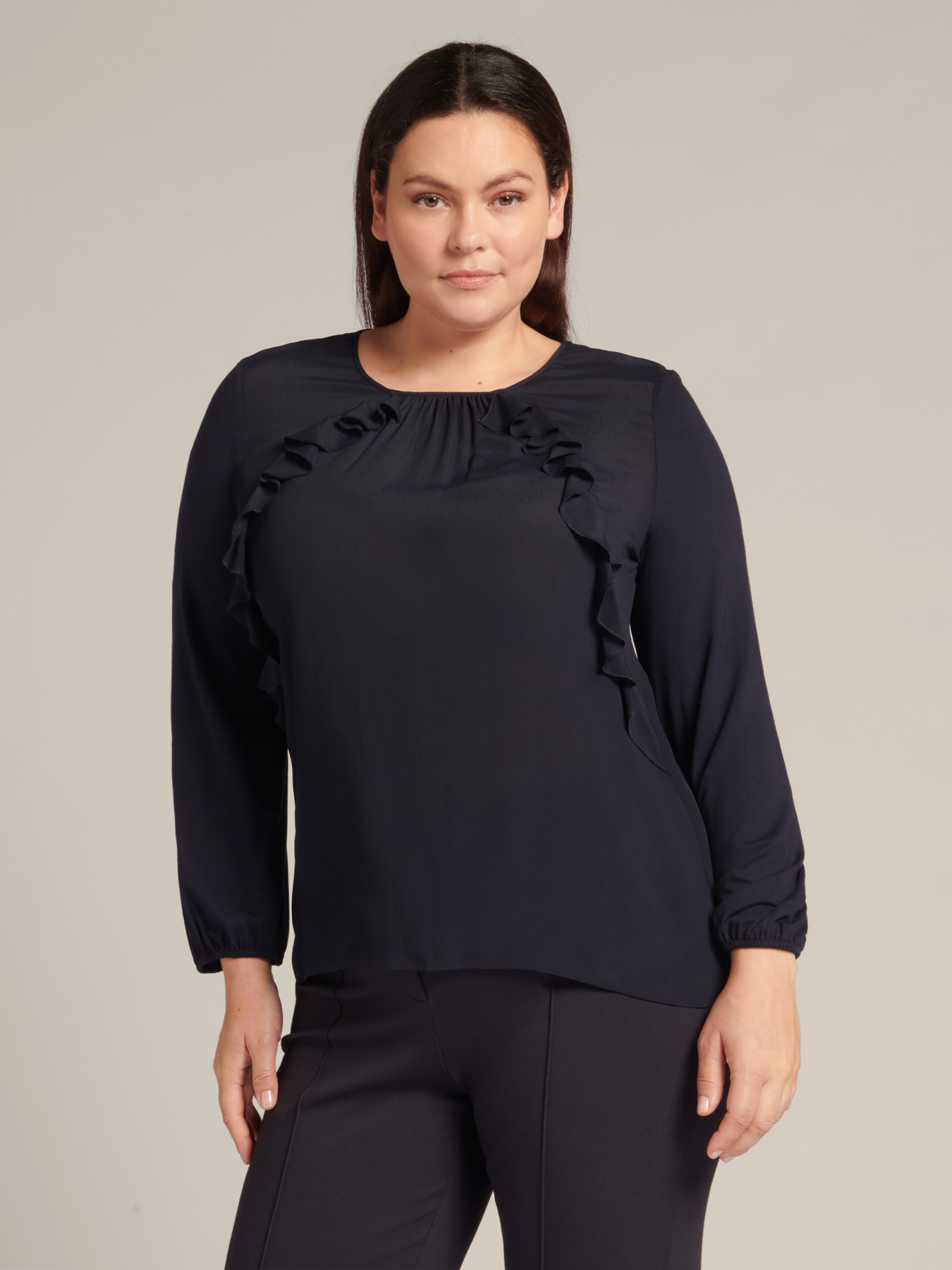 T-shirt com folhos image number 3