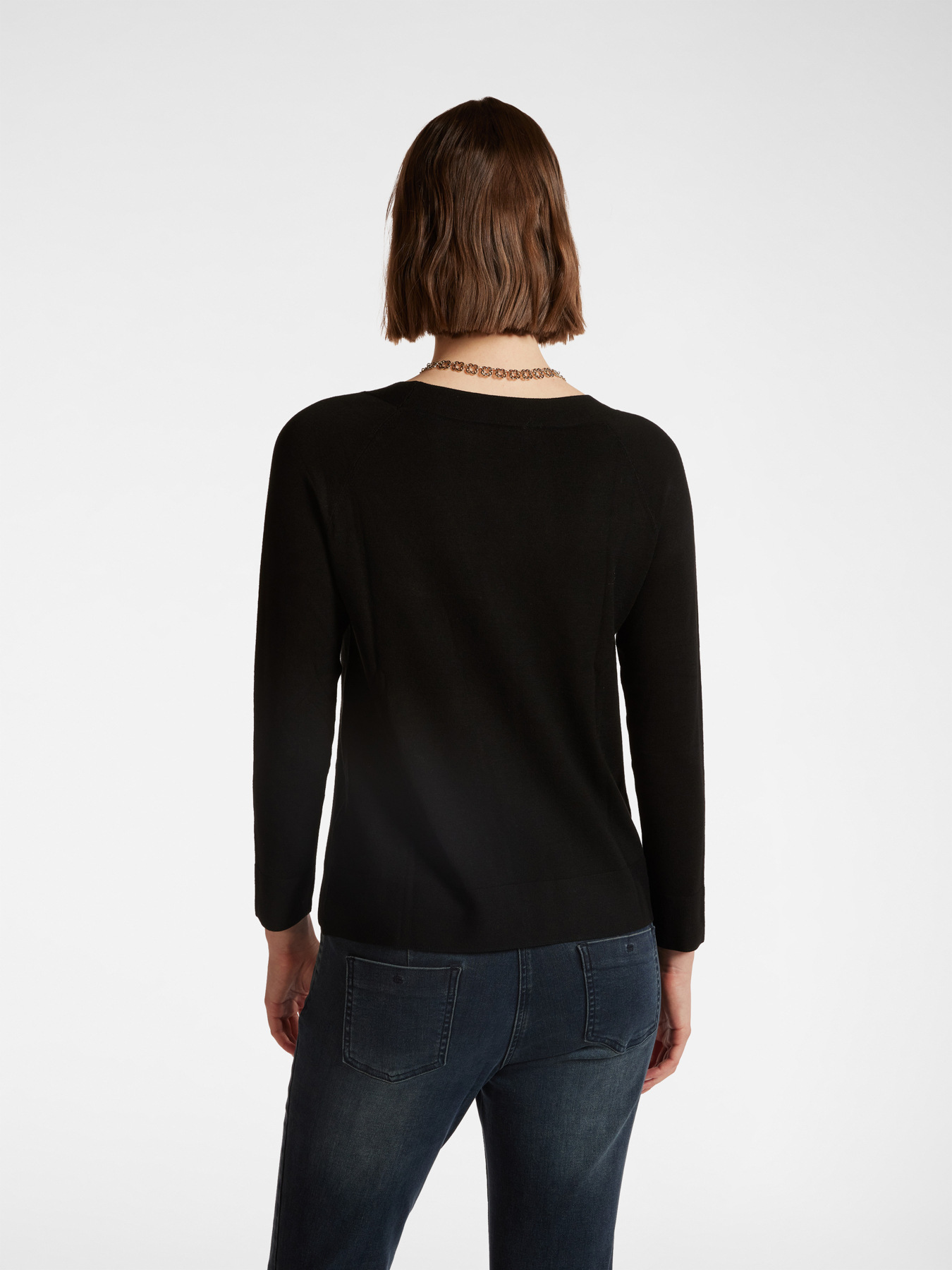 Maglia con scollo a barchetta image number 1