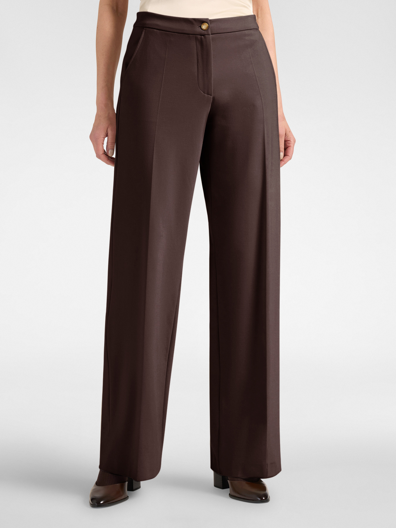 Gerade geschnittene Hose aus Viskosemischung image number 1