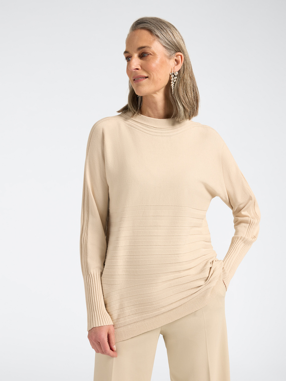 Pull en viscose avec motif &agrave; rayures