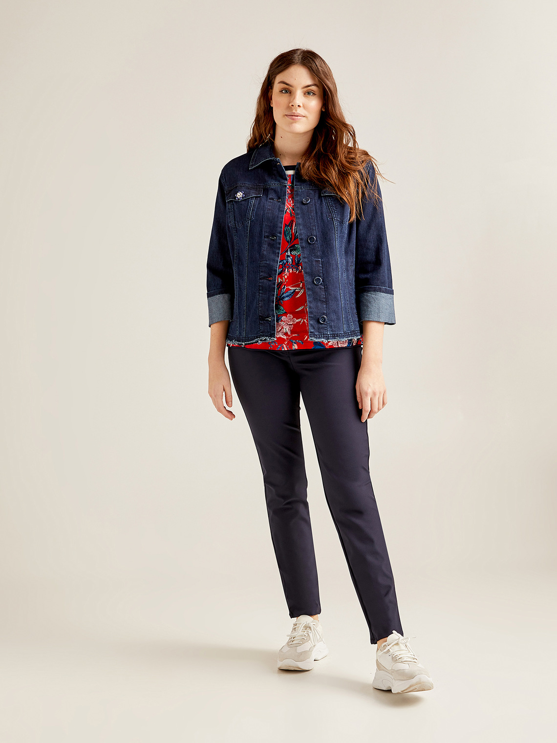 Elenamiro: Jeansjacke mit kleinen Perlen_1