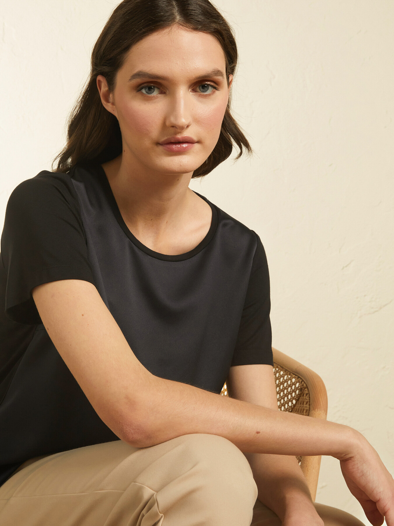 T-SHIRT EN JERSEY ET SATIN image number 2