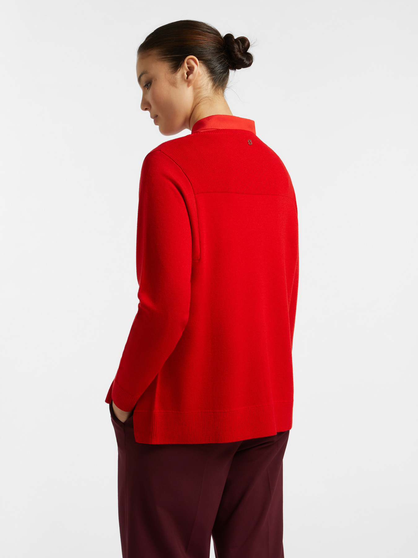 Pull col rond coupe droite image number 1